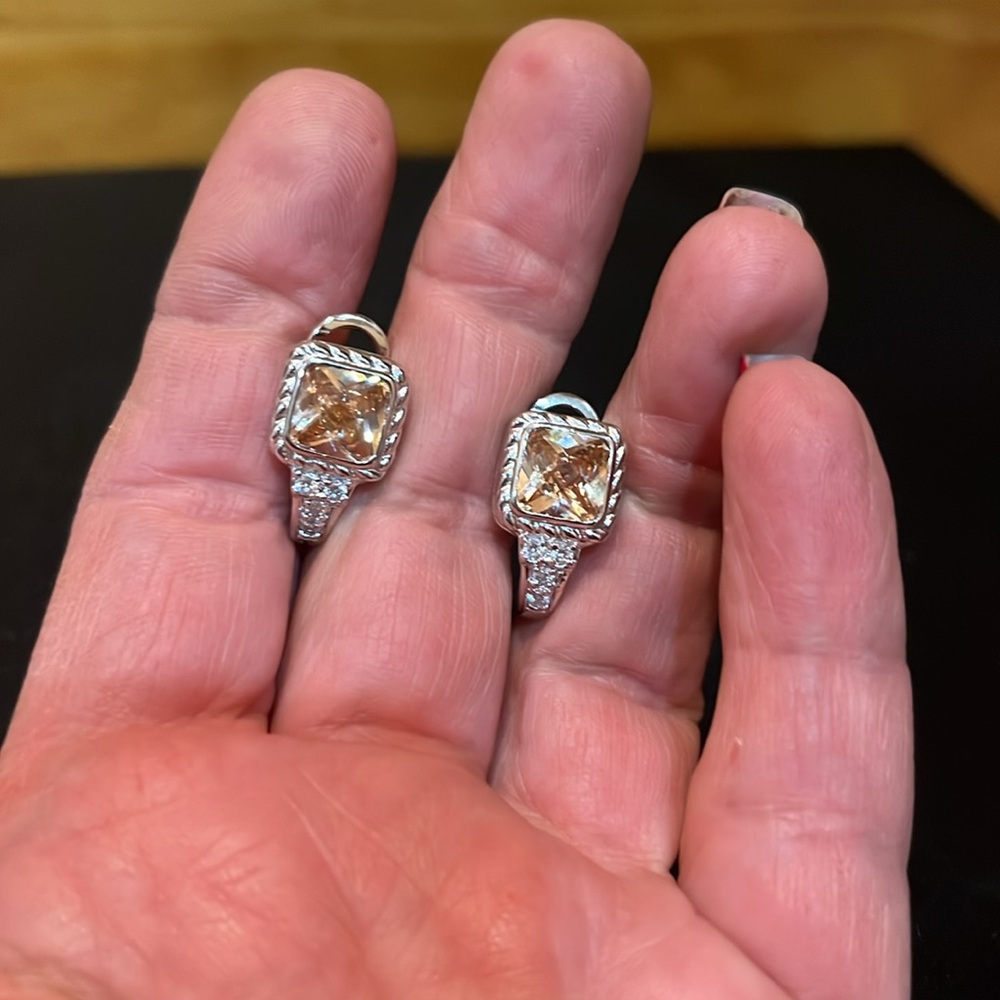 Beautiful .925 Rhinestone/Amber Earrings